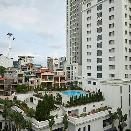 Van Nam Hotel Ha Long Exteriör bild