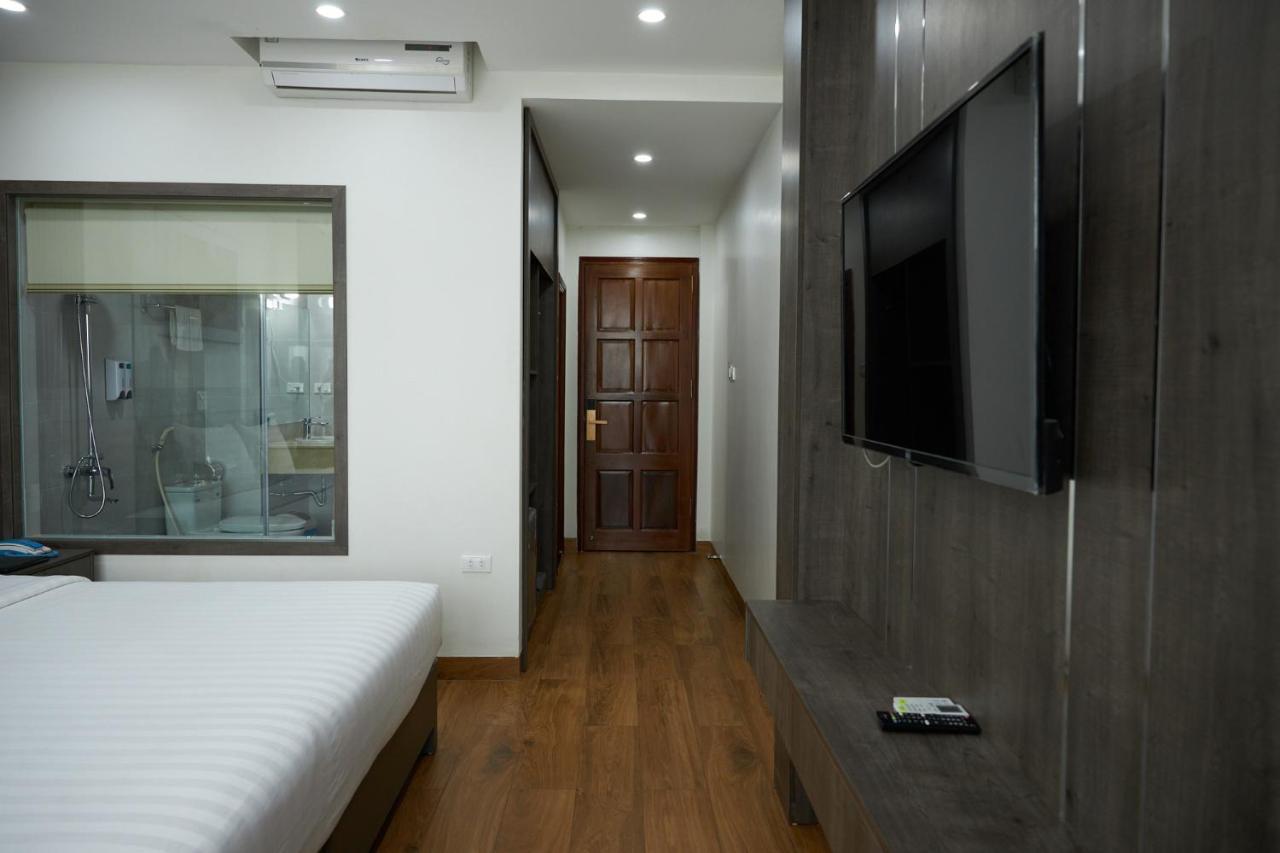 Van Nam Hotel Ha Long Exteriör bild