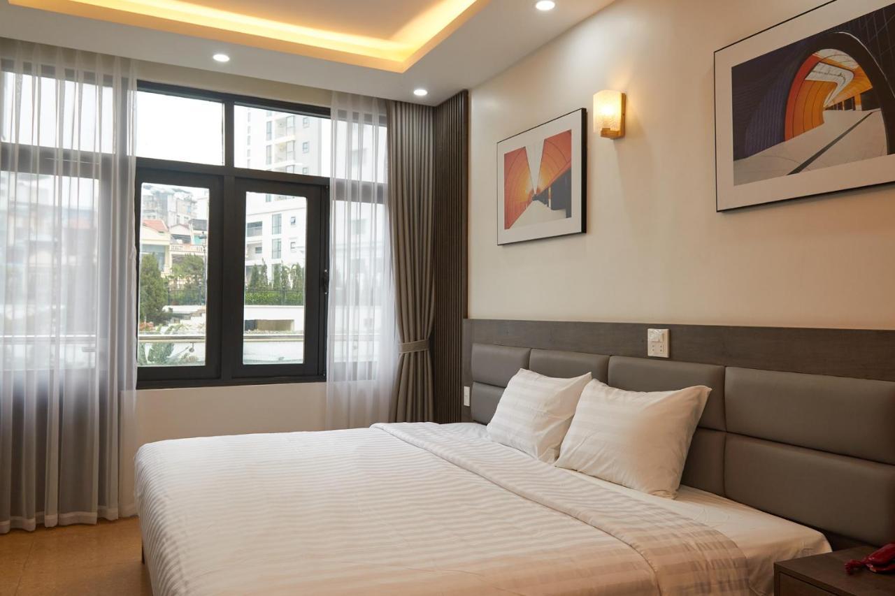 Van Nam Hotel Ha Long Exteriör bild