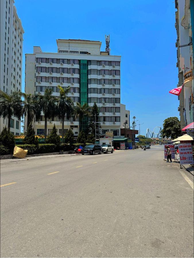 Van Nam Hotel Ha Long Exteriör bild